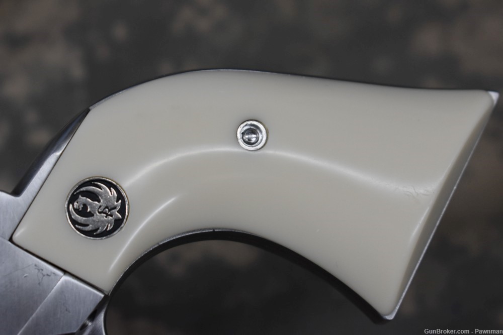 Ruger New Model Single Six stainless in 22LR made 2006-img-8