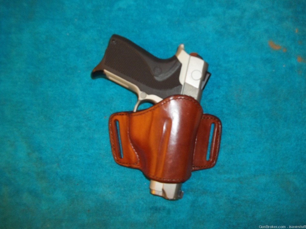 Bianchi NOS R/H Leather Holster Beretta 92F Glock Ruger Sig P220 S&W SW40F -img-0