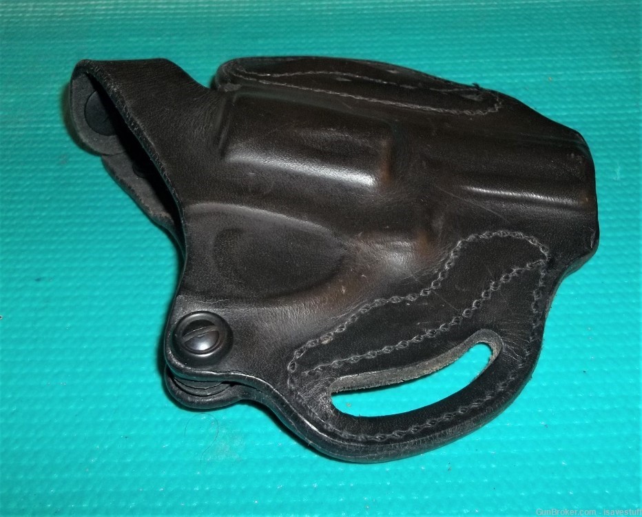 Desantis Dual Cant R/H OWB Leather Holster Smith Wesson J frame 36  .38 -img-4