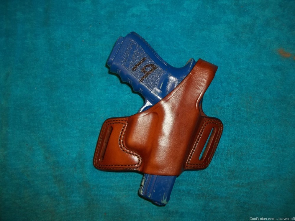 Glock 17 19 12 23 26 27 34 35 NEW Bianchi Right Hand OWB Leather Holster-img-0