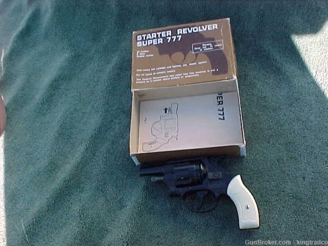 SUPER 777 Starter Revolver 22 w Swing Out Cylinder New in Box 8 Shot Pistol-img-0