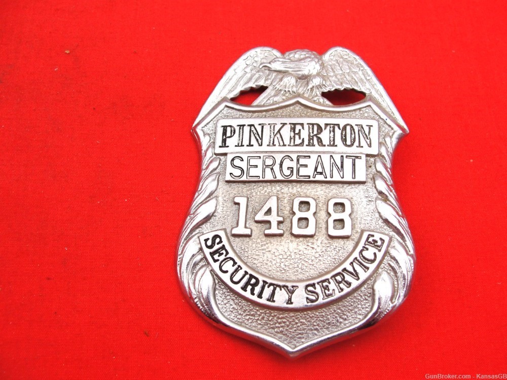 Vintage retired  Pinkerton sergeant # 1488 security service badge-img-0
