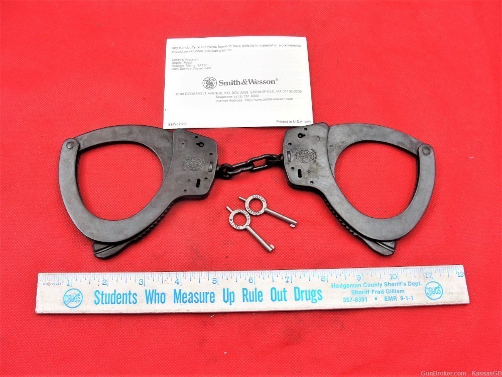 S&W 110 blue handcuffs NOS-img-0