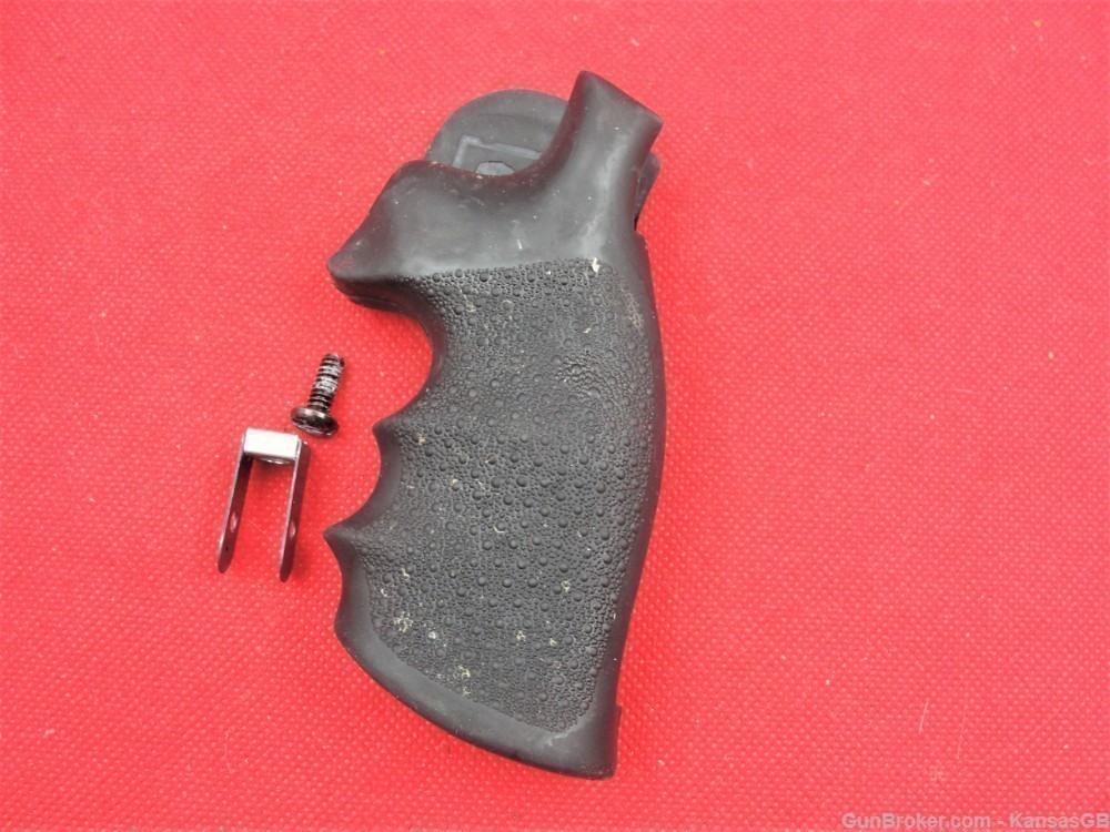 S&W L or K frame square butt hogue grips-img-0