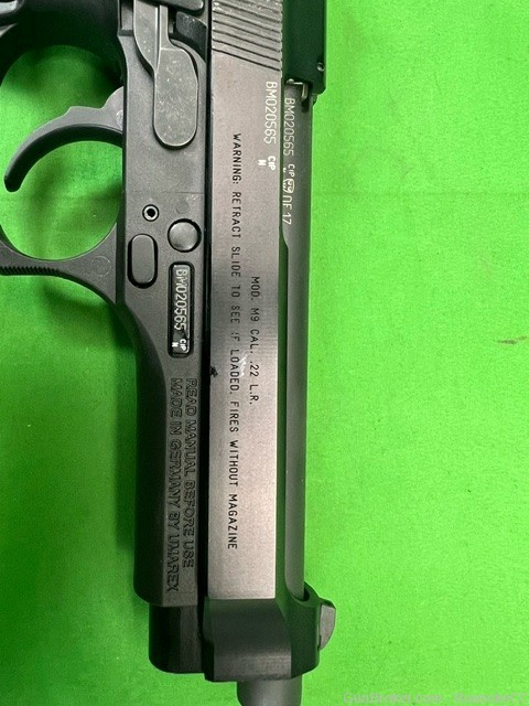 Beretta M9-22 Pistol 22 Caliber with 2 Mags, Trigger Lock, Case-img-2