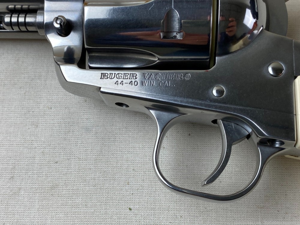 Ruger Vaquero 44-40 Win 4.62" Stainless -img-6