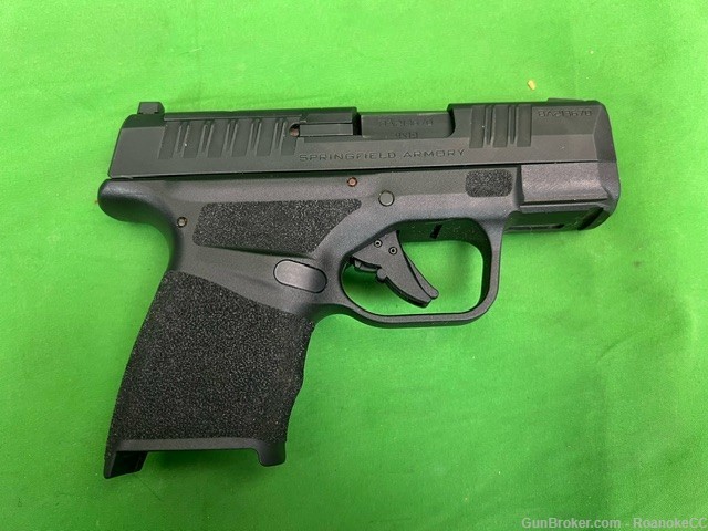 Springfield Hellcat Pistol 9mm with Original Soft Case, 2 Mags-img-6