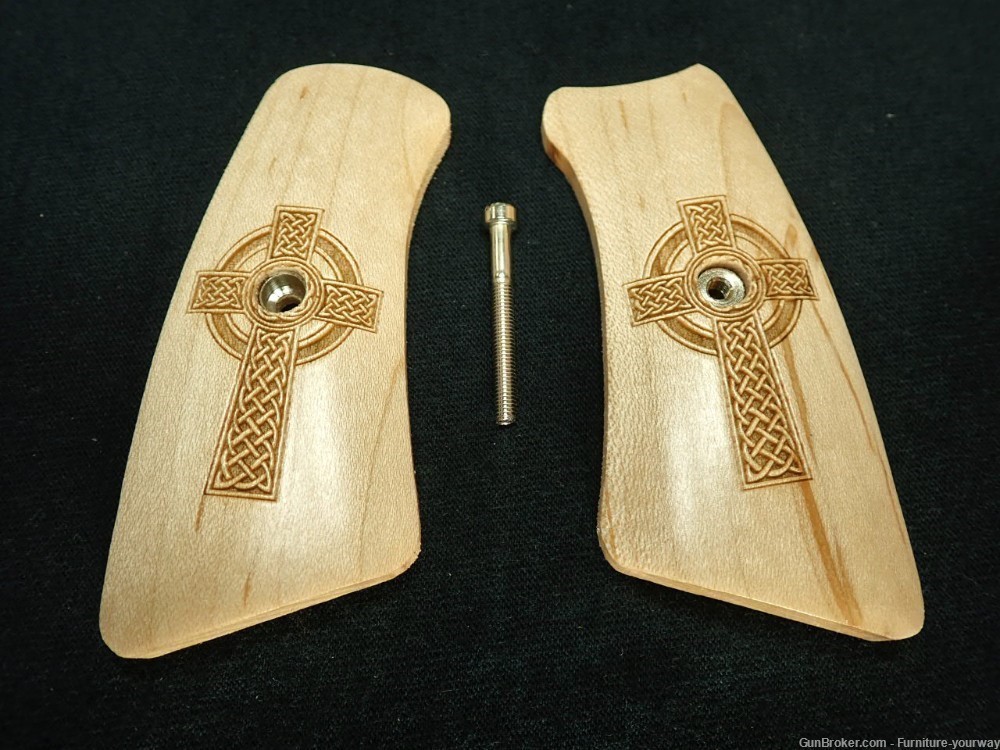 Maple Celtic Cross Ruger Gp100 Grip Inserts-img-0