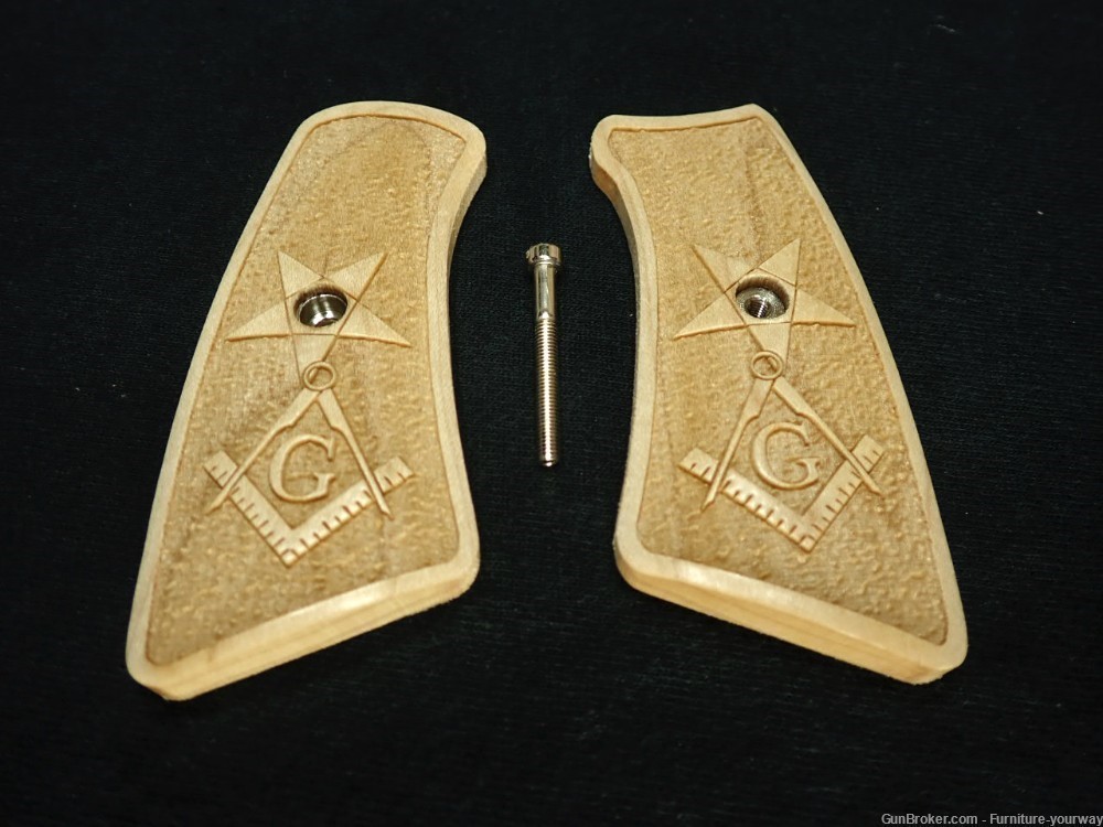 -Maple Masonic Ruger Gp100 Grip Inserts-img-0