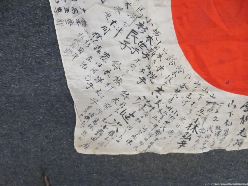 JAPANESE WWII HINOMARU MEATBALL FLAG WITH SIGNED KANJI CHARACTERS (RARE)-img-3