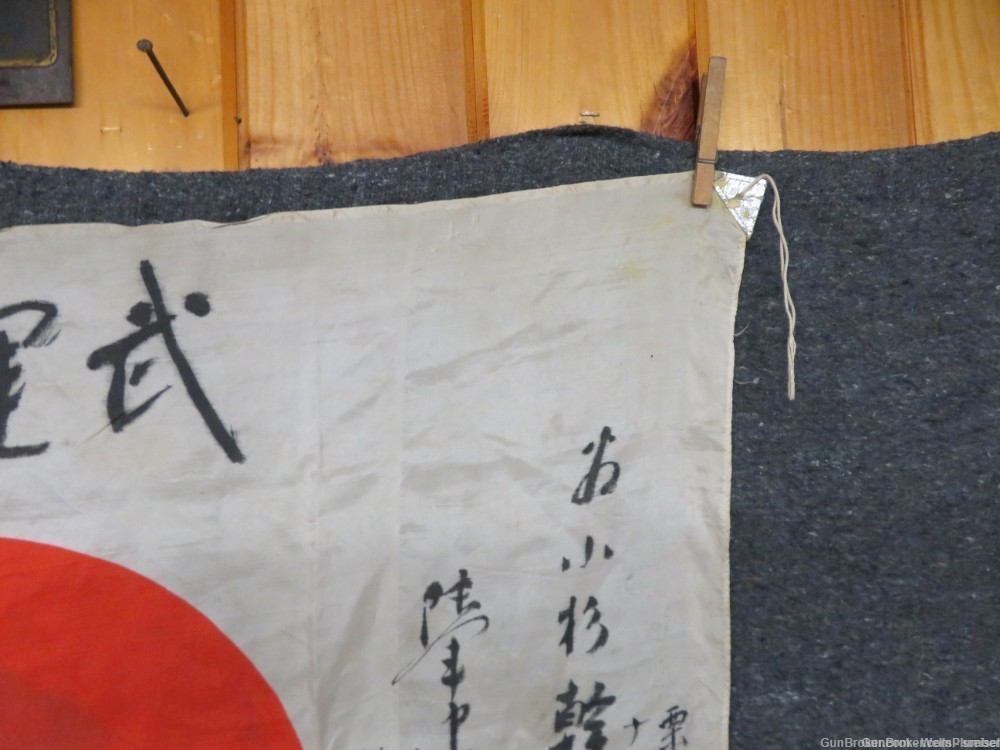 JAPANESE WWII HINOMARU MEATBALL FLAG WITH SIGNED KANJI CHARACTERS (RARE)-img-7