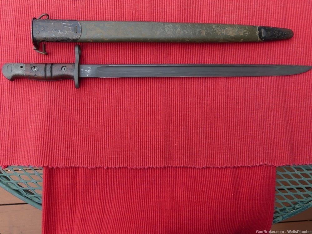 US WWI WINCHESTER 1917 BAYONET WITH ORIGINAL SCABBARD (EXCELLENT)-img-0
