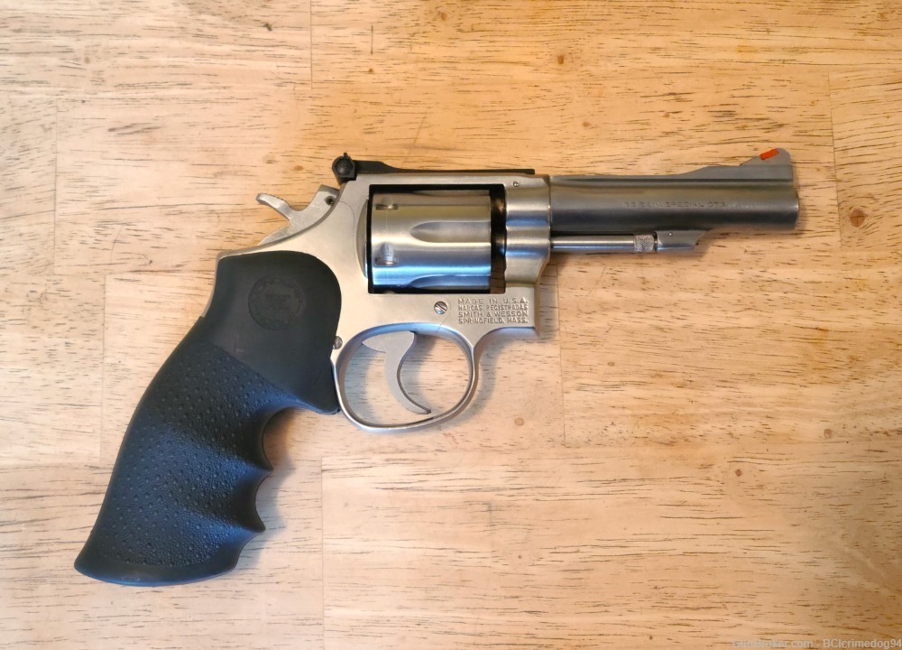 Smith & Wesson Model 67-1 -img-2