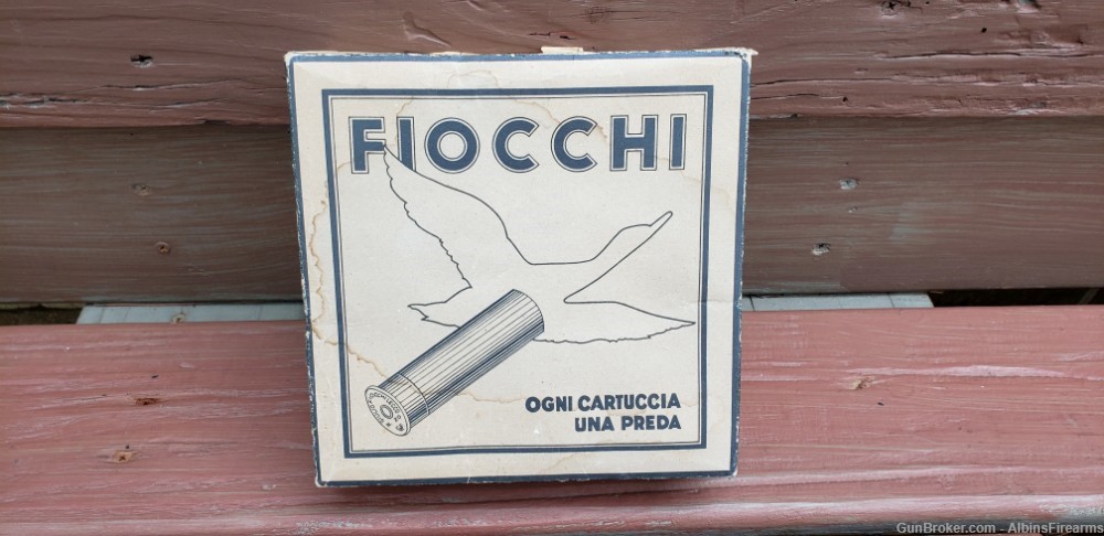 Vintage Fiocchi Brand, Empty, 20-Gauge, Primed Paper Shells, 2-1/2", NOS-img-0