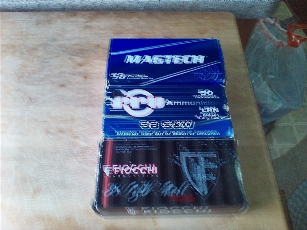 38 Short Magtech Fiocchi & Smith&Wesson 145 gr ammo-img-1
