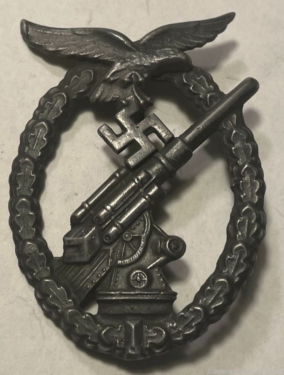 W.W. II. German Luftwaffe Flak Badge-img-3