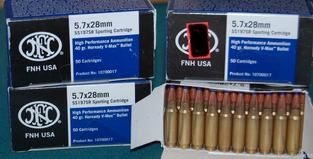 4 Boxes of FNH USA 5.7x28mm 40 gr Hornady V Max Bullet 200 Rounds 10700017-img-0