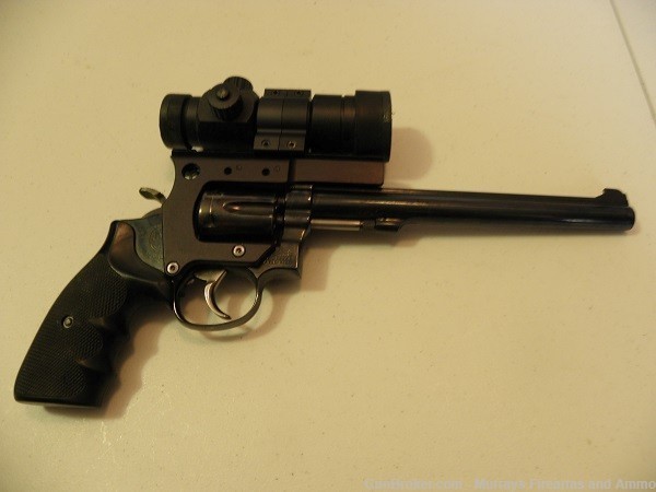 Smith and Wesson Model 17-4 22 LR w. Bushnell Red Dot-img-1