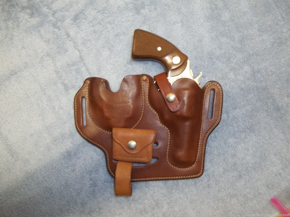 Colt Detective Special Agent Cobra DS-II Bianchi Combo Holster Cuffs & Ammo-img-0