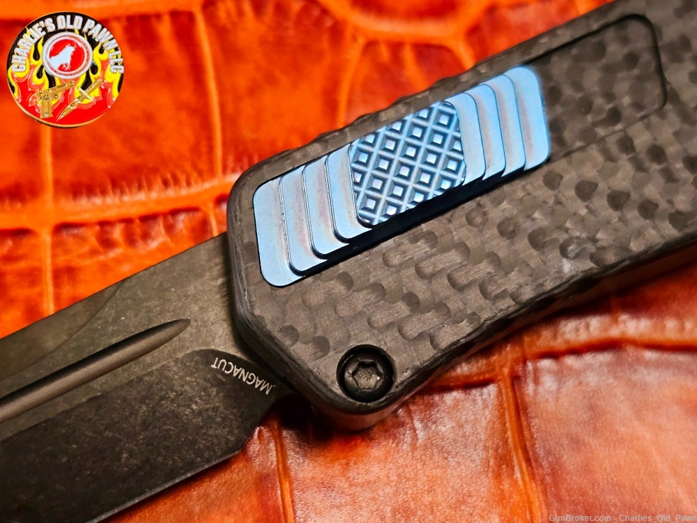 HERETIC CLERIC 2 OTF AUTO TANTO EDGE CARBON FIBER TOP & INLAY BLUE HARDWARE-img-3