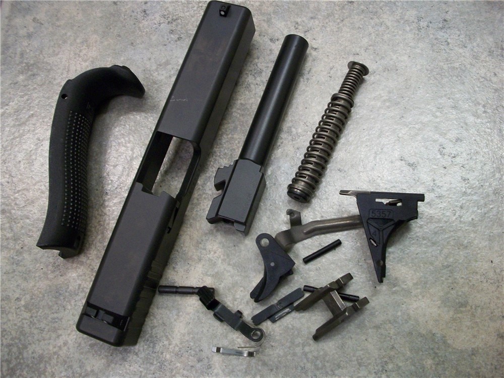 GLOCK 17 PARTS KIT 9mm slide barrel trigger factory upper pistol 22 17l 34-img-1