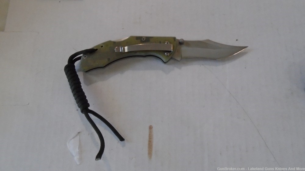 NIB CT729 Colt Lock Back Blade Camo Knife W Braided Lanyard & Clip-img-25