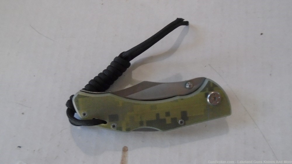 NIB CT729 Colt Lock Back Blade Camo Knife W Braided Lanyard & Clip-img-20
