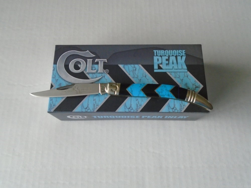 New in the Box Colt CT687 Turquoise Peak Texas Toothpick Knife!-img-2