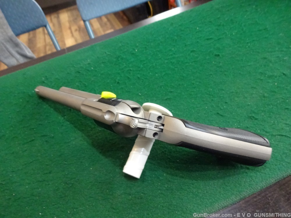 Ruger Wrangler 22 LR 6 Shot 7.50" Silver Cerakote  2039  02039-img-3