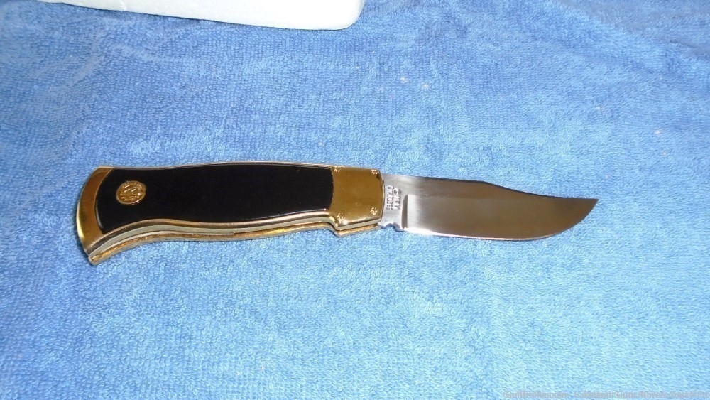 NIB VERY RARE *GOLD ENGRAVED* Colt Rampant Pony Folding Knife SOLD FOR $965-img-39