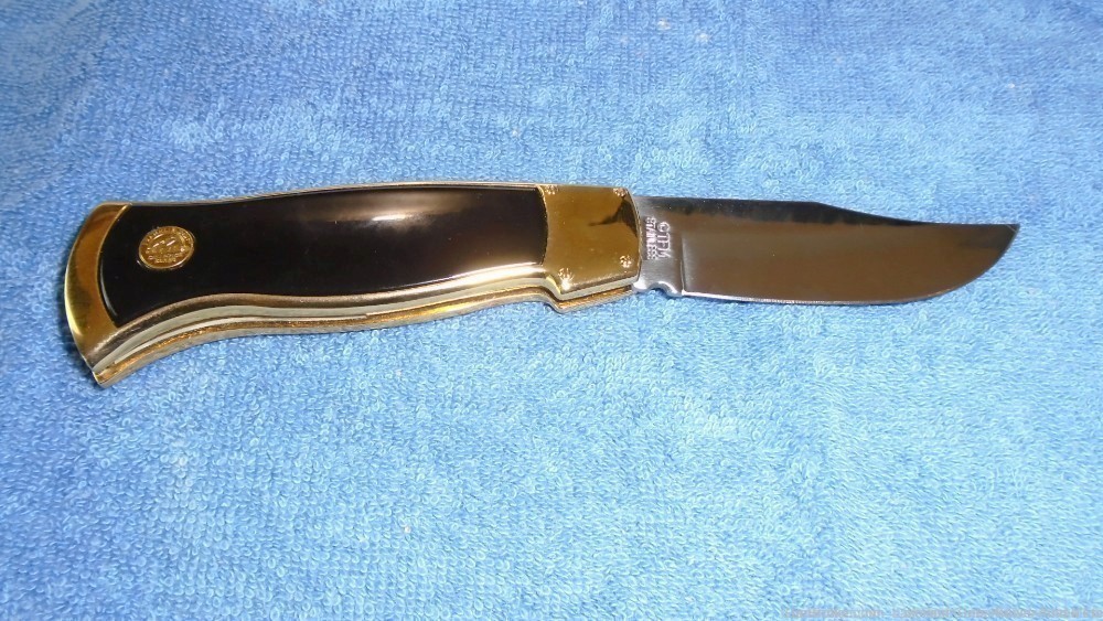 NIB VERY RARE *GOLD ENGRAVED* Colt Rampant Pony Folding Knife SOLD FOR $965-img-23