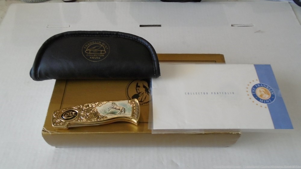 NIB VERY RARE *GOLD ENGRAVED* Colt Rampant Pony Folding Knife SOLD FOR $965-img-4