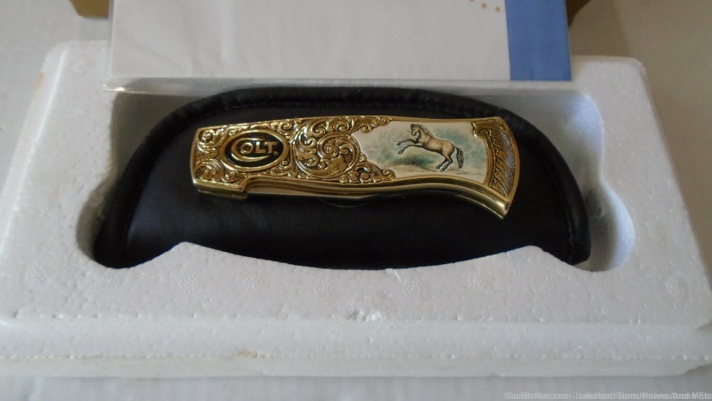 NIB VERY RARE *GOLD ENGRAVED* Colt Rampant Pony Folding Knife SOLD FOR $965-img-48