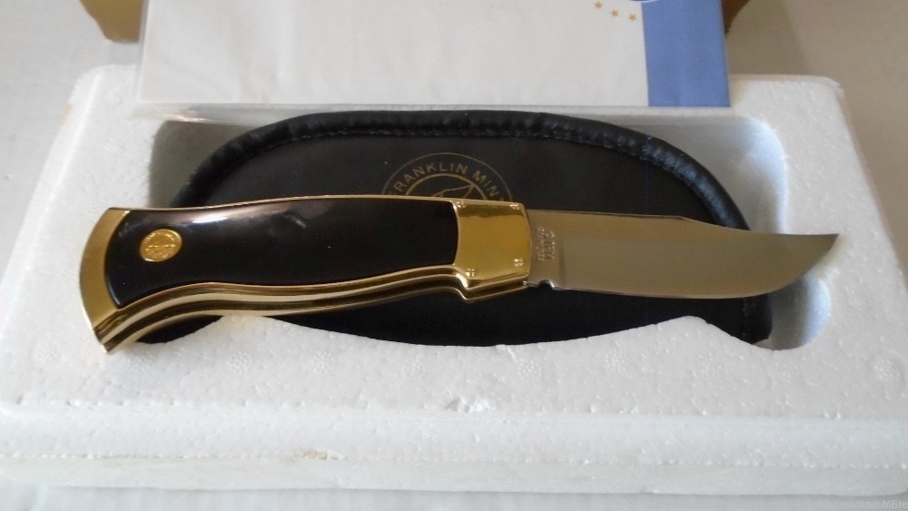 NIB VERY RARE *GOLD ENGRAVED* Colt Rampant Pony Folding Knife SOLD FOR $965-img-55