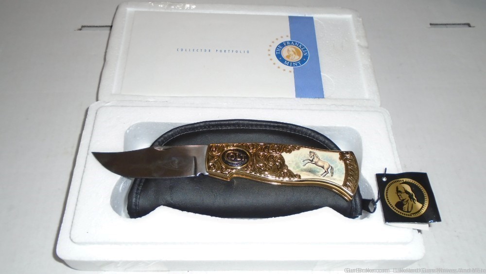 NIB VERY RARE *GOLD ENGRAVED* Colt Rampant Pony Folding Knife SOLD FOR $965-img-19