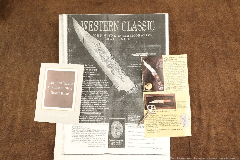 Super Rare John Wayne Commemorative Bowie Knife! Sold for $956+!-img-10