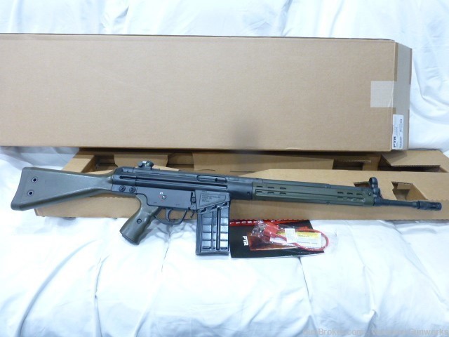 NIB PTR GI 100 308 Rifle 18" 20 rd Black/ OD Green Iron Sights PTR100-img-0