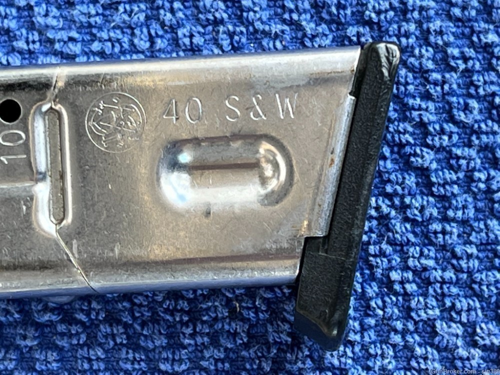 SMITH AND WESSON 40CAL LOADED STAINLESS 10 ROUND MAGAZINE & 10 ROUNDS-img-4