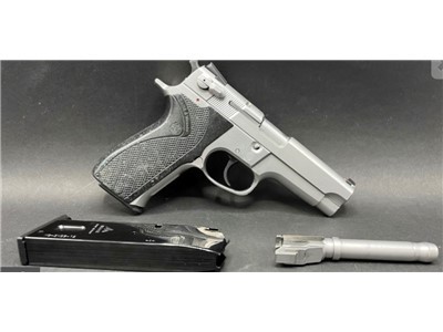 Smith and Wesson 5906 9mm extra barrel S&W