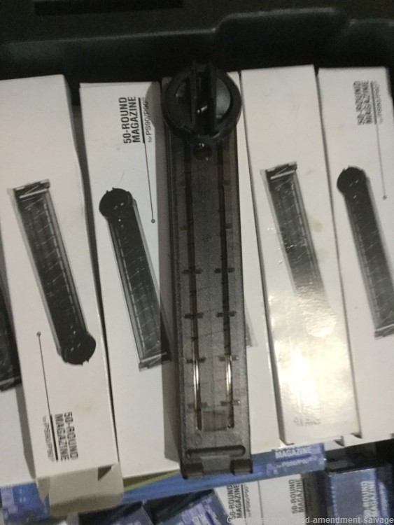 FN P90 magazine  50rd mags ..  get them before they ban them-img-2
