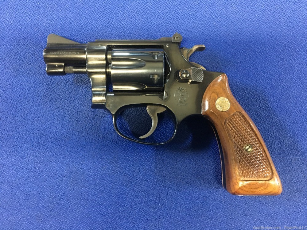 Smith & Wesson model 34-1, comes w/ factory box & papers, .22 LR-img-1