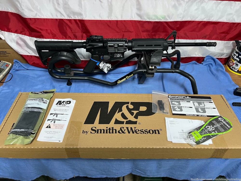 Smith and Wesson M&P 15 Sport II 5.56 Cal NIB-img-1