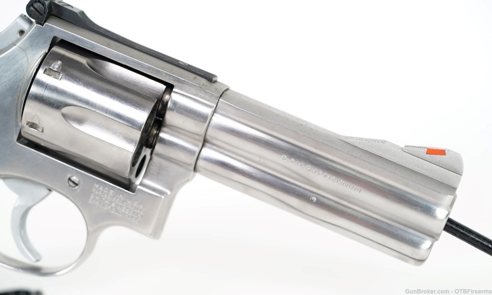 Smith and Wesson 686 Stainless .357 Mag-img-11