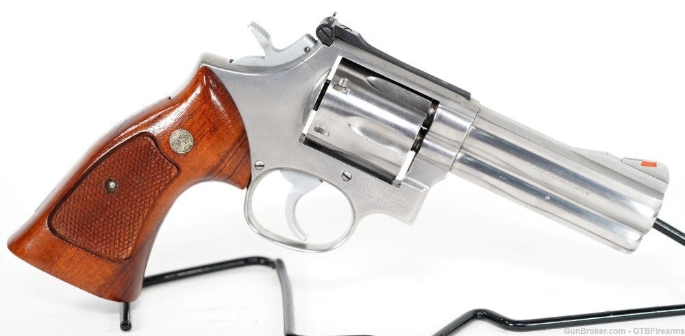 Smith and Wesson 686 Stainless .357 Mag-img-7