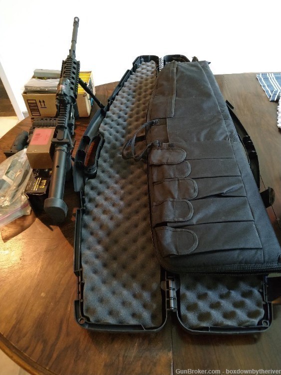 Bushmaster  AR15 .223/.556 PLUS!   Decked Out and THIRTEEN 30 RND Mags!-img-6