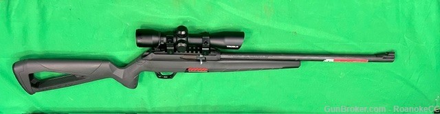 Winchester Wildcat .22 LR Rifle Black with Truglo Scope, Soft Case-img-1