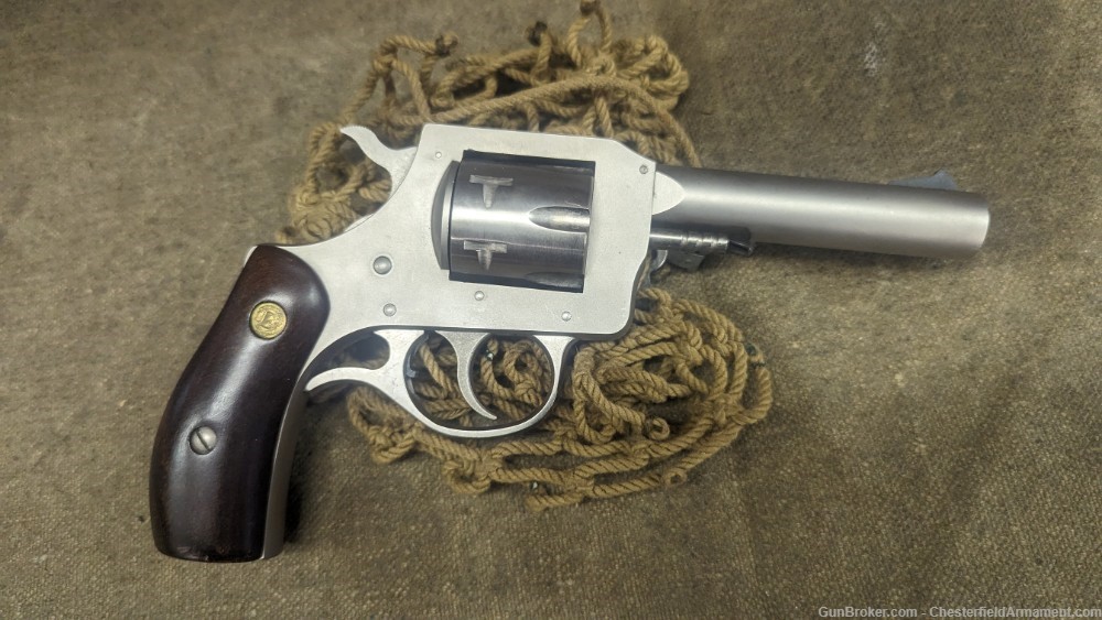 New England Firearms R22 22WMR revolver -img-0