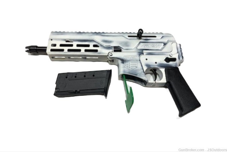 Diamondback DBX 5.7x28mm 8" Bbl Battleworn Stormtrooper White 20 Rnd pistol-img-0