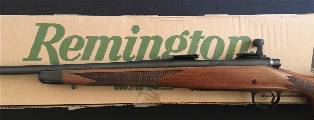 Q 300 Remington 700 CDL 30 06 Walnut Blue Hunt Rifle EZ Buy-img-0