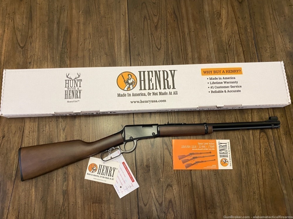 Henry Repeating Arms Classic Lever Action Rifle .22 S/L/LR 18.5” H001 NIB-img-0